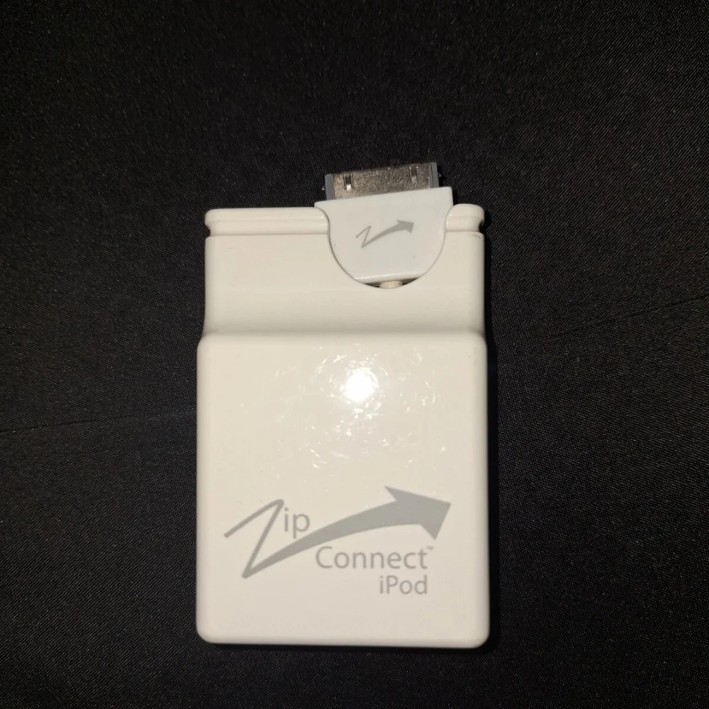 Zip Connect iPod Adapter